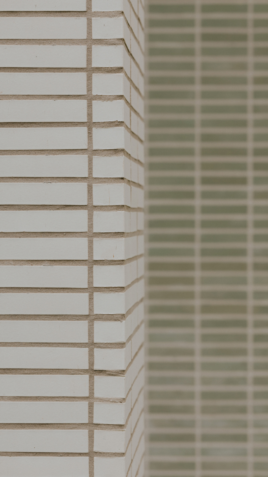 051 A4837 181 22